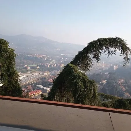 Collina Belvedere, Indipendente In Salerno-capezzano Holiday home